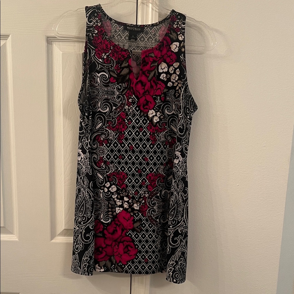 White House Black Market Black and Pink Patterned Tank Top